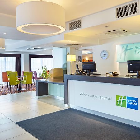 Holiday Inn Express Birmingham South A45, An Ihg Hotel Kültér fotó