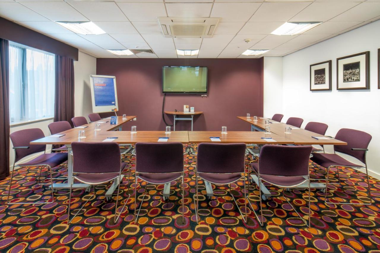 Holiday Inn Express Birmingham South A45, An Ihg Hotel Kültér fotó