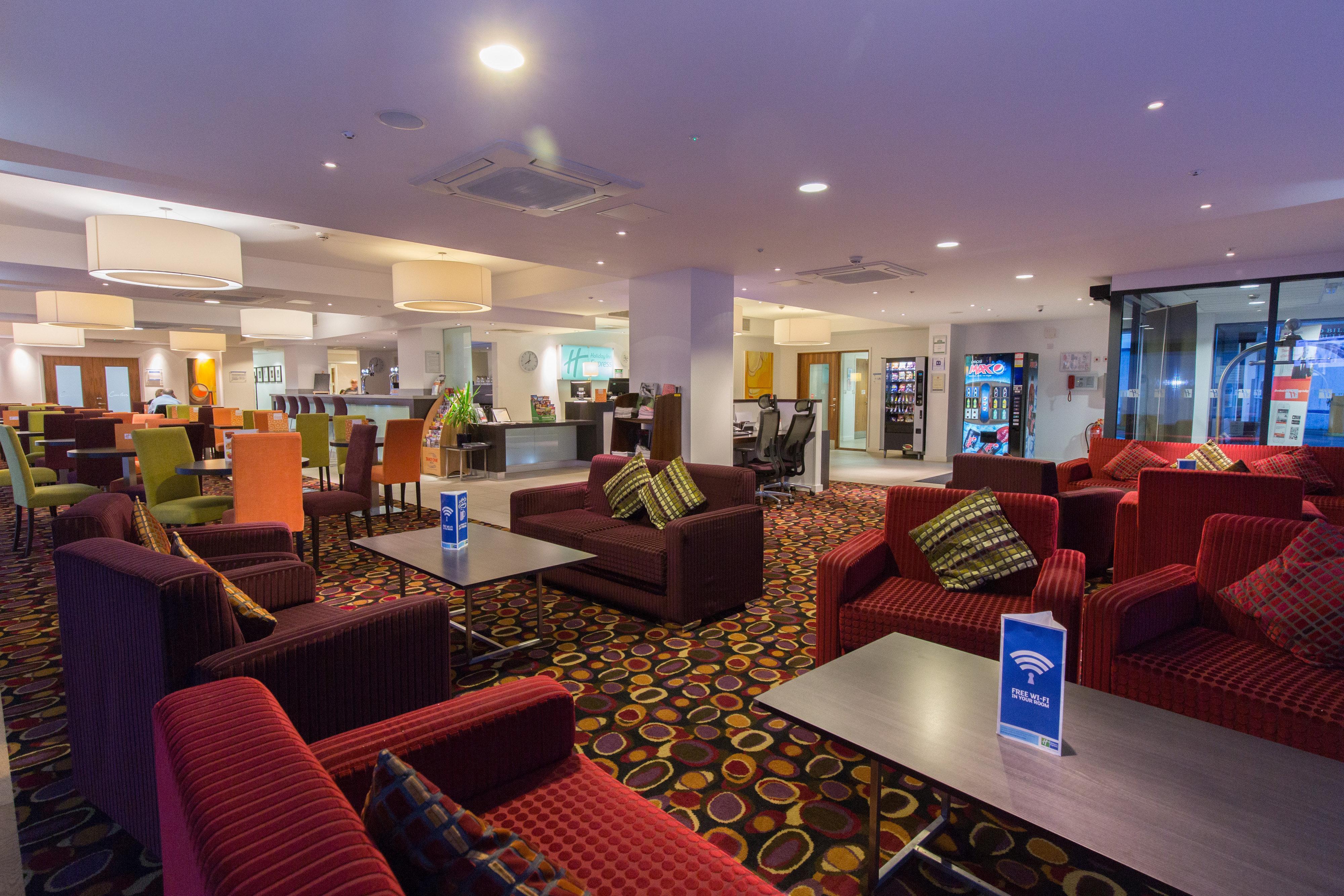 Holiday Inn Express Birmingham South A45, An Ihg Hotel Beltér fotó