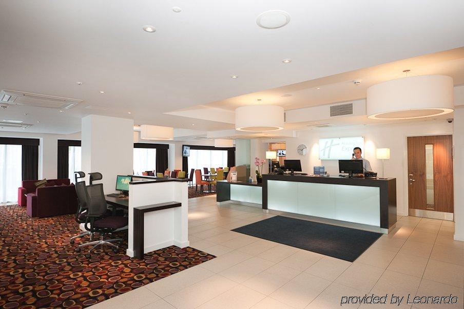 Holiday Inn Express Birmingham South A45, An Ihg Hotel Beltér fotó